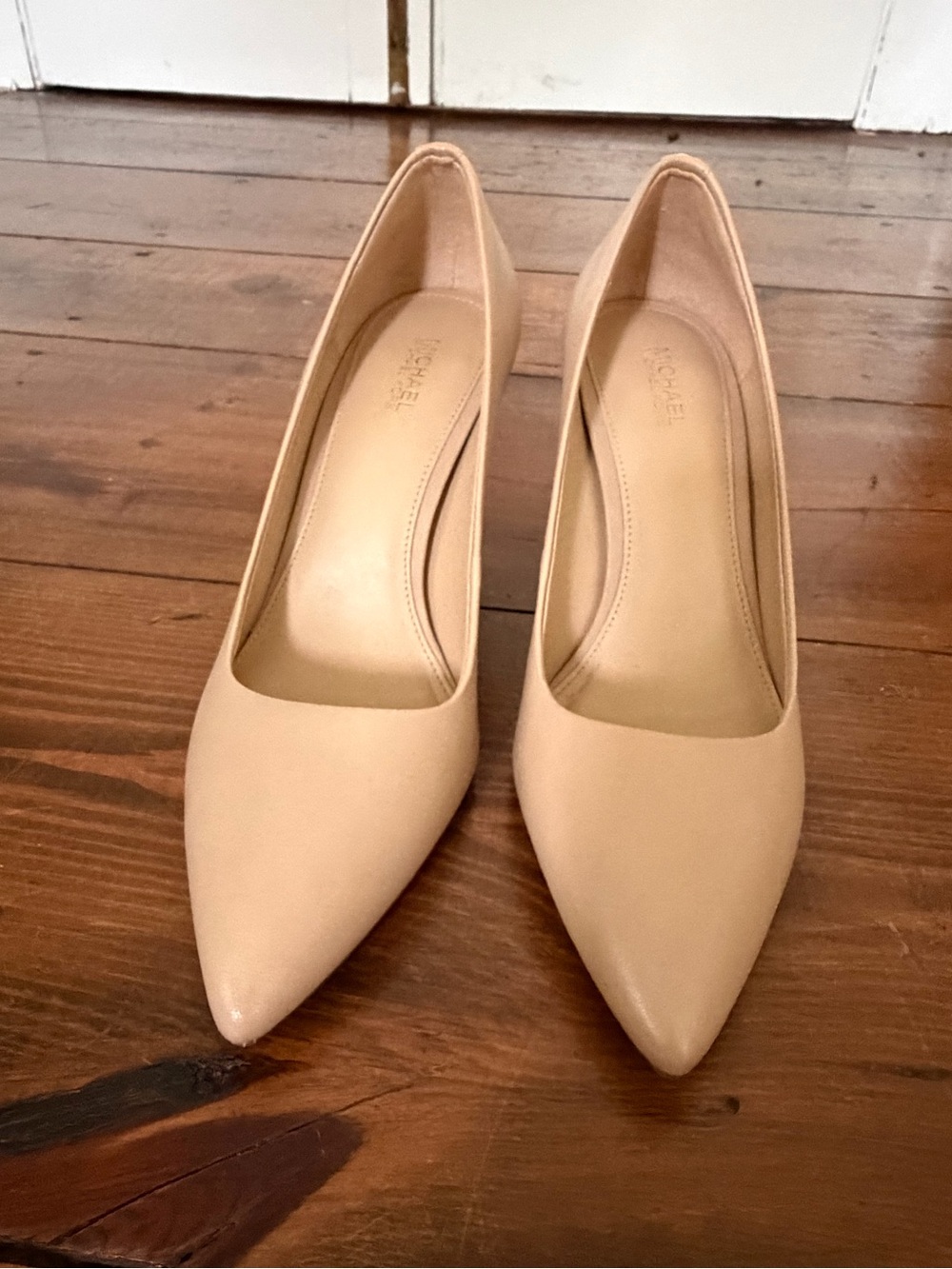 Michael Kors Beige Pointed-Toe Leather Pumps - Picture 2 of 5